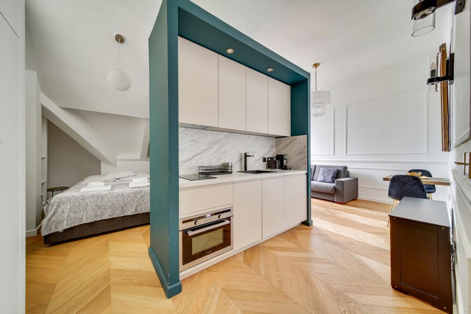 240-suite Elysée *