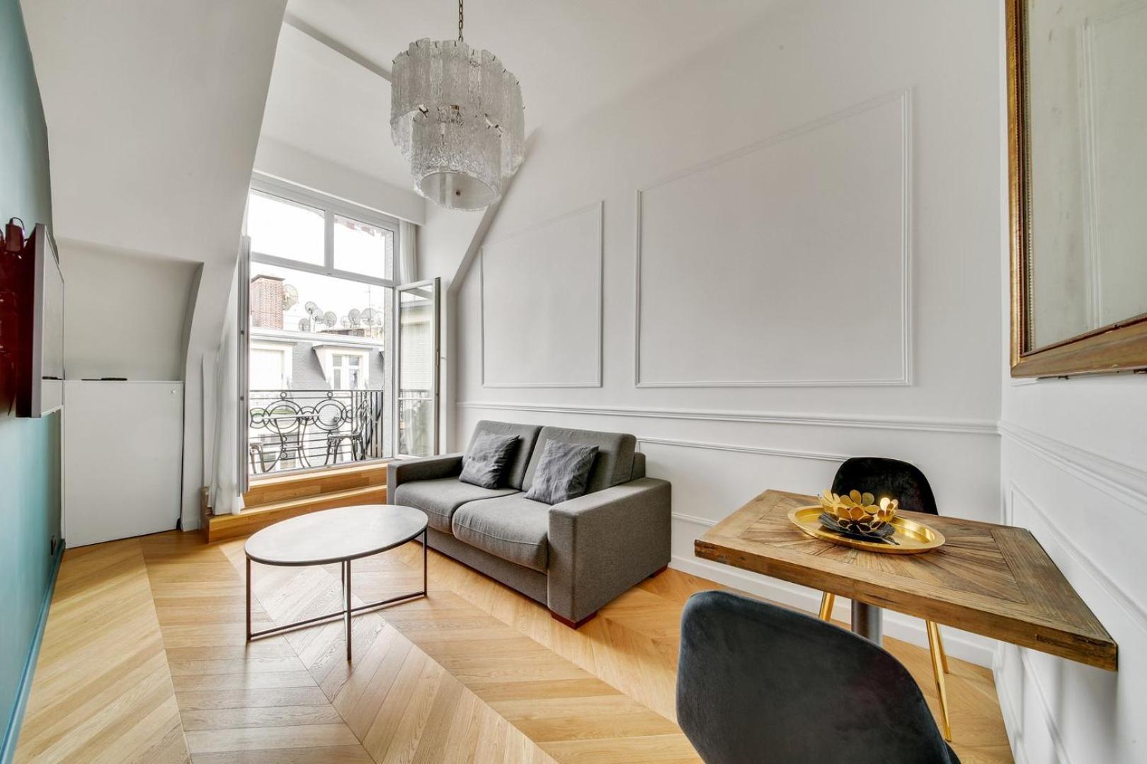 240-suite Elysée Parigi
