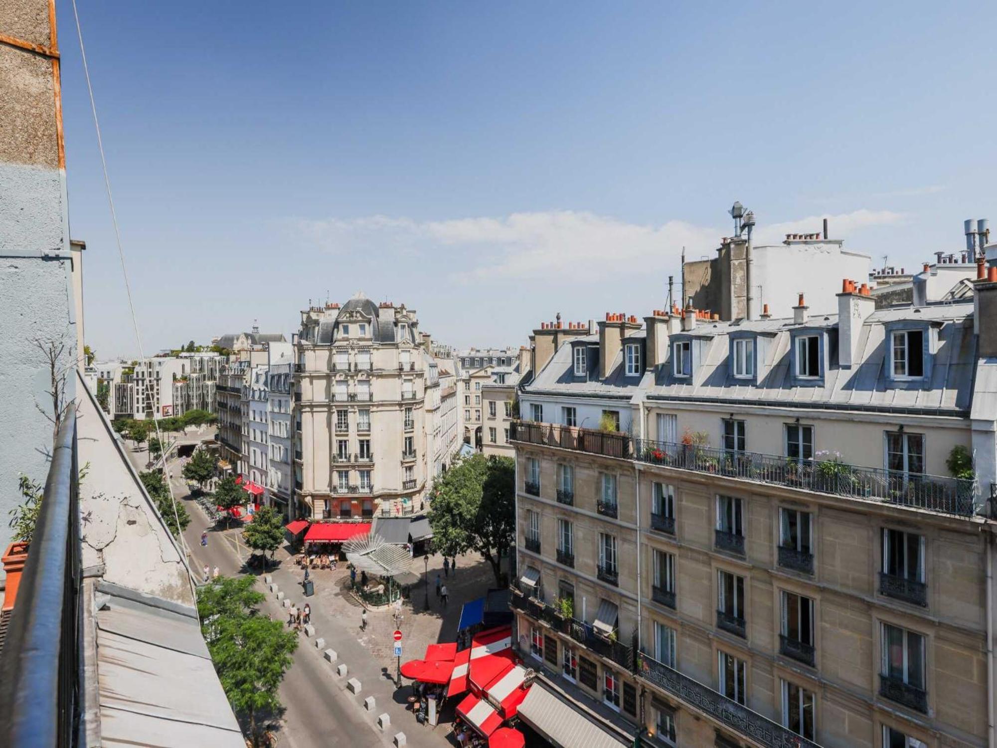Luminous 1bdr Witha C&balcony-marais Louvre Appartamento *
