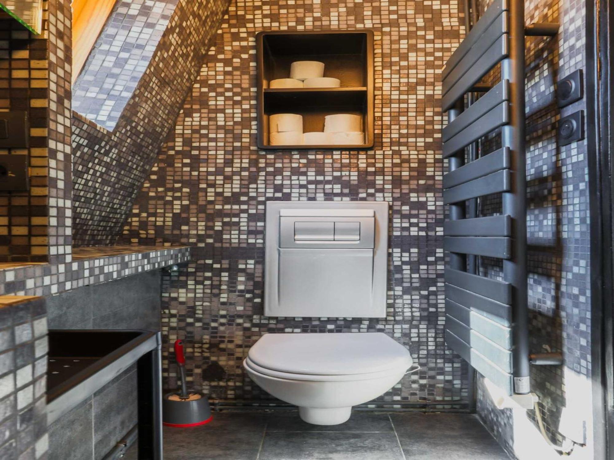 Apartment Luminous 1bdr Witha C&balcony-marais Louvre *