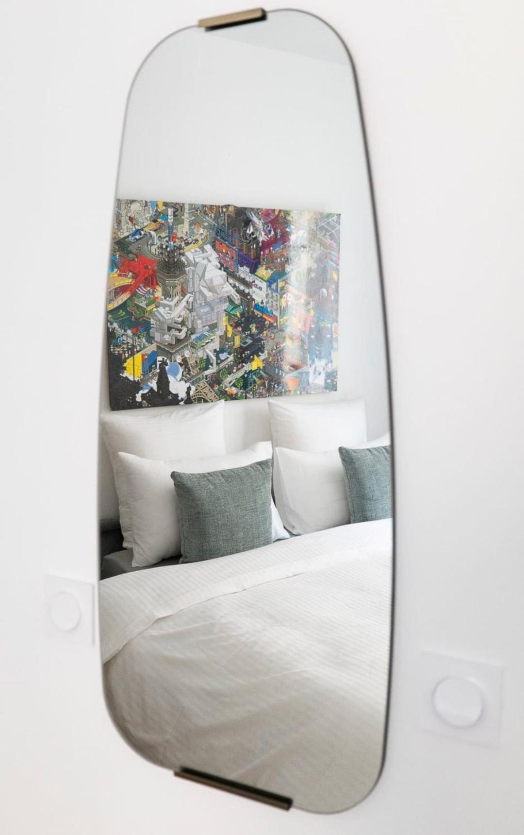 Charming - Heart Of Marais - *