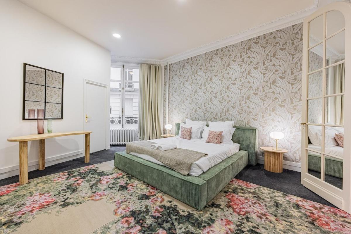 Appartamento Amazing 4bedrooms Champs Elysees Ac