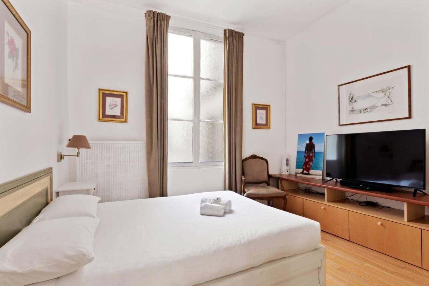 Appartamento Guestready-apt Pour 4, Lumineux Au Coeur De *