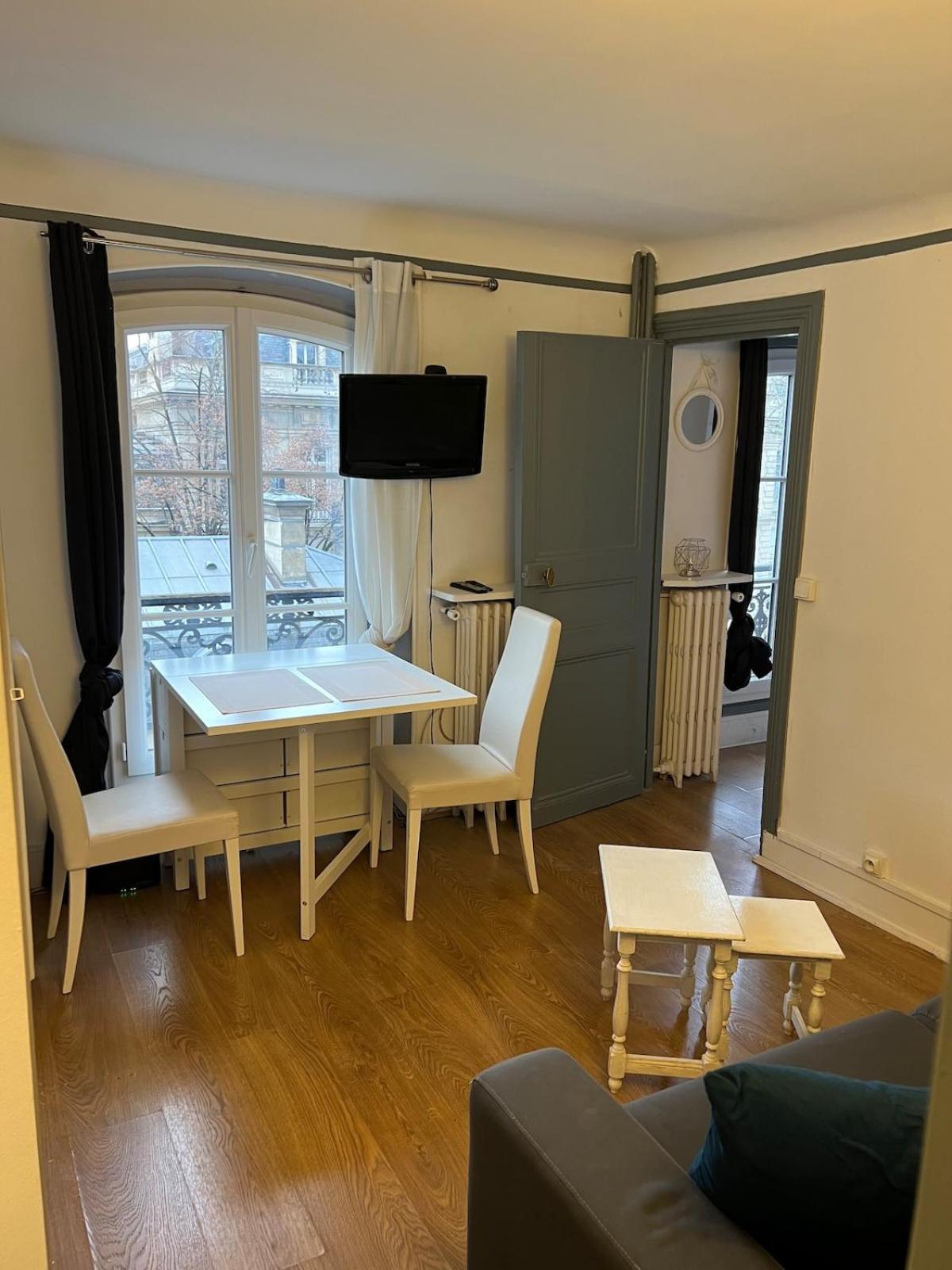 Appartamento Proche Champs Elysee 8e