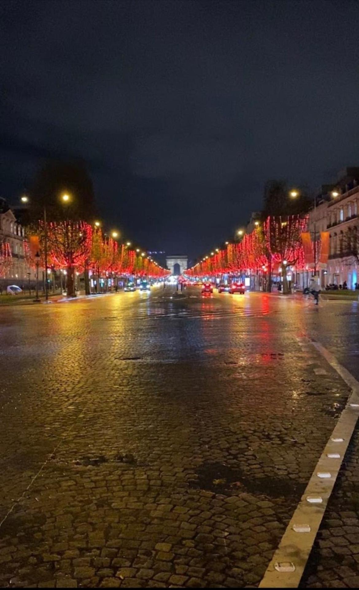 Proche Champs Elysee 8e