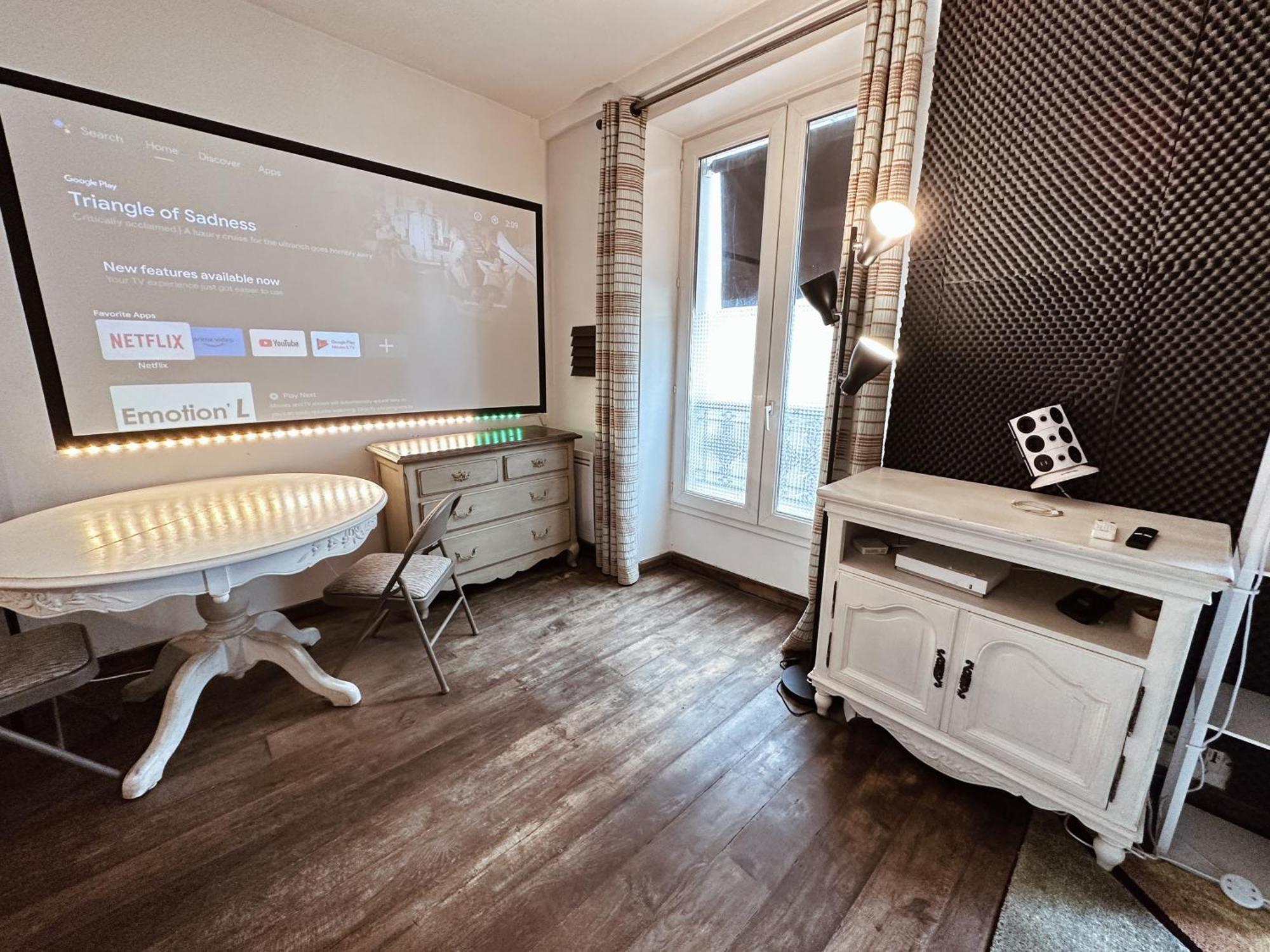 05 Grand Near Chatelet * Parigi