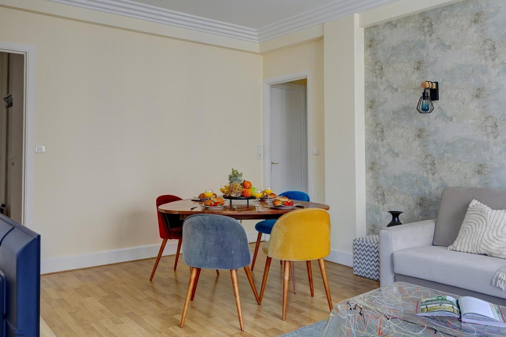Appartamento Bnbnook - Charming 1br With Eiffel Tower View *