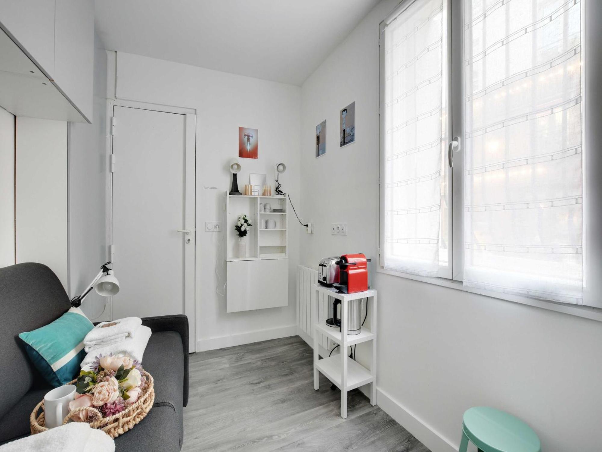 Intimate Studio-2p- Sacre Coeur Abesse Parigi