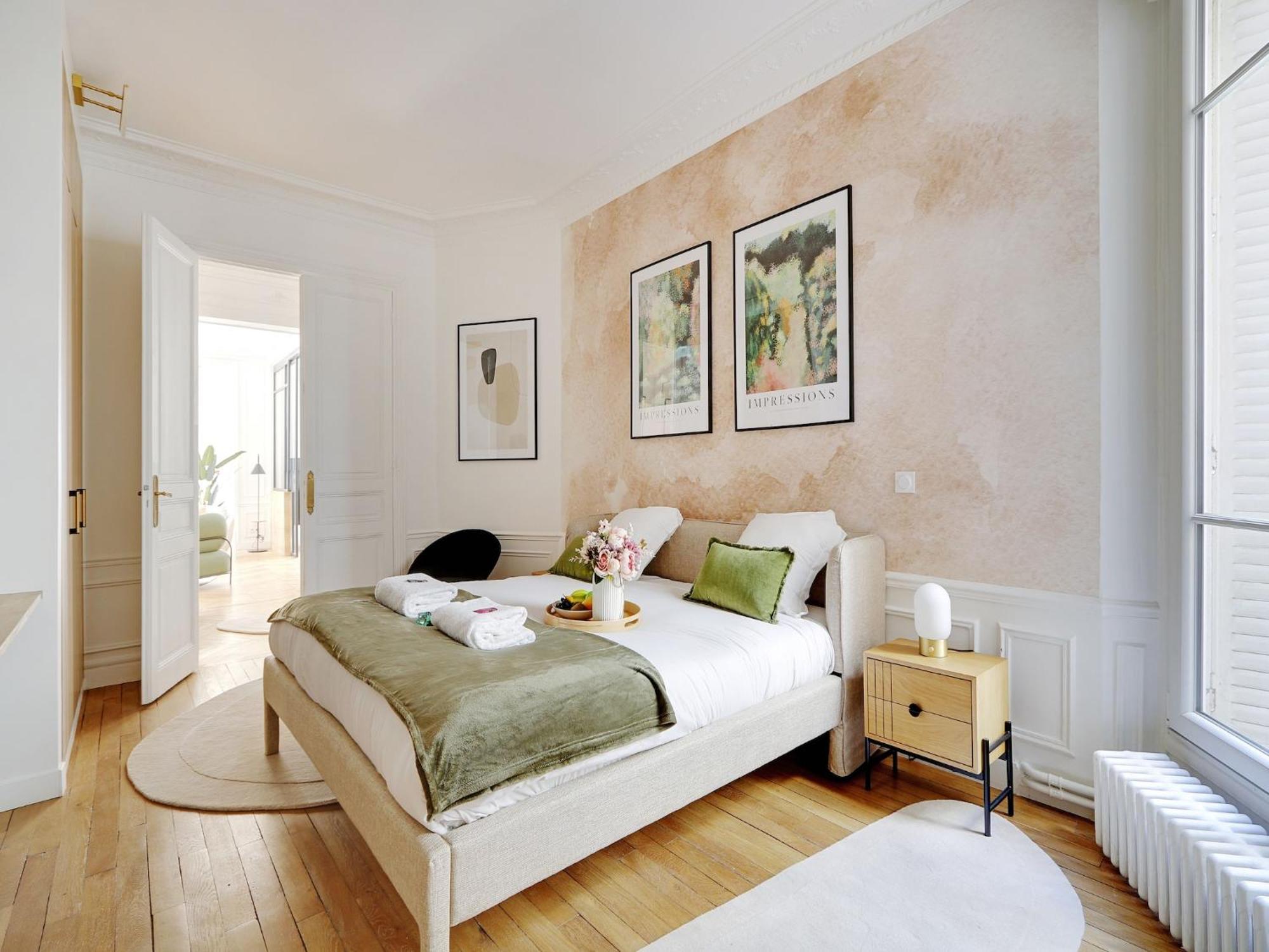 Chic & Spacious 2bdr 4p - Av Suffren Tour Eiffel