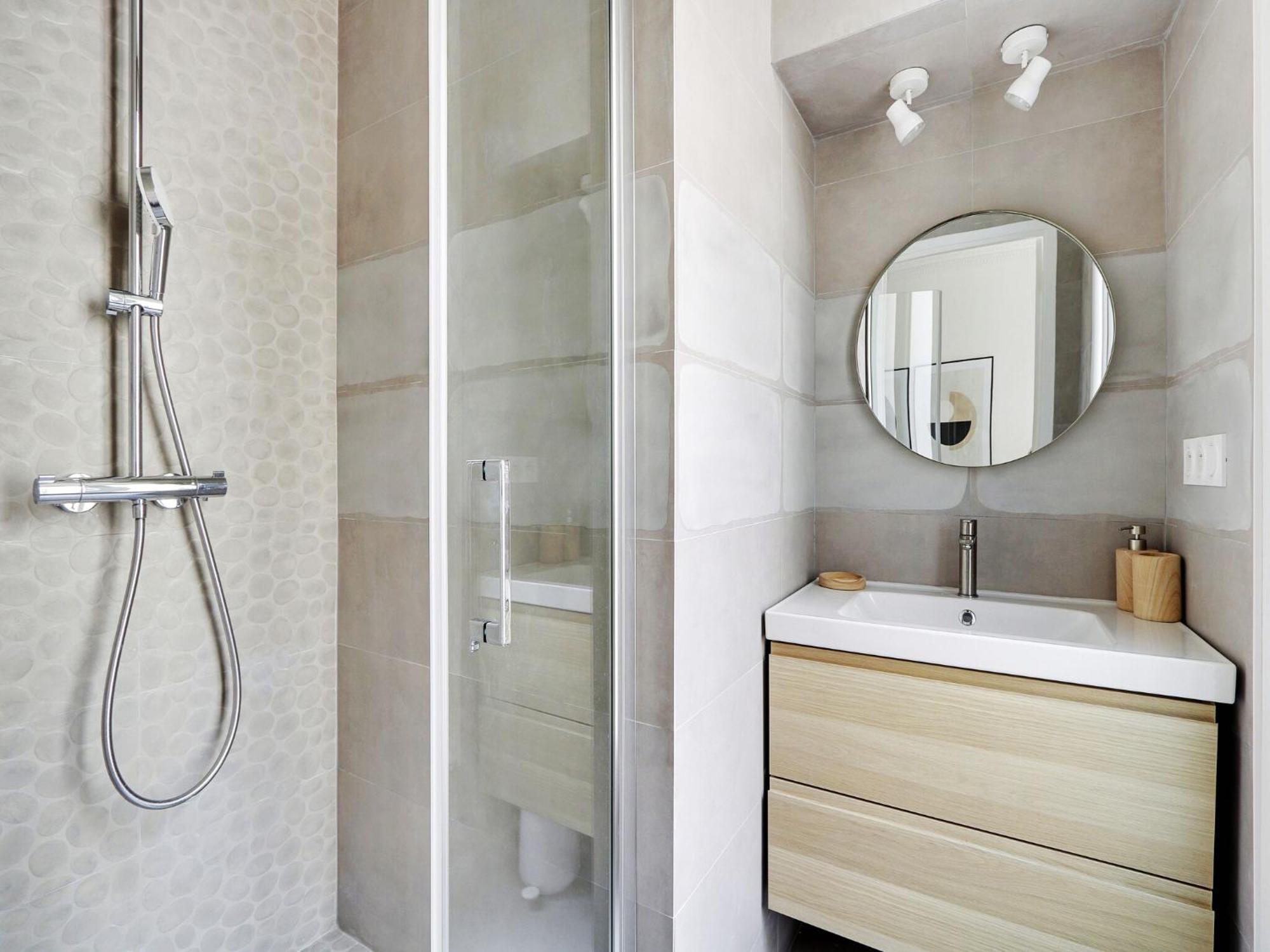 Chic & Spacious 2bdr 4p - Av Suffren Tour Eiffel
