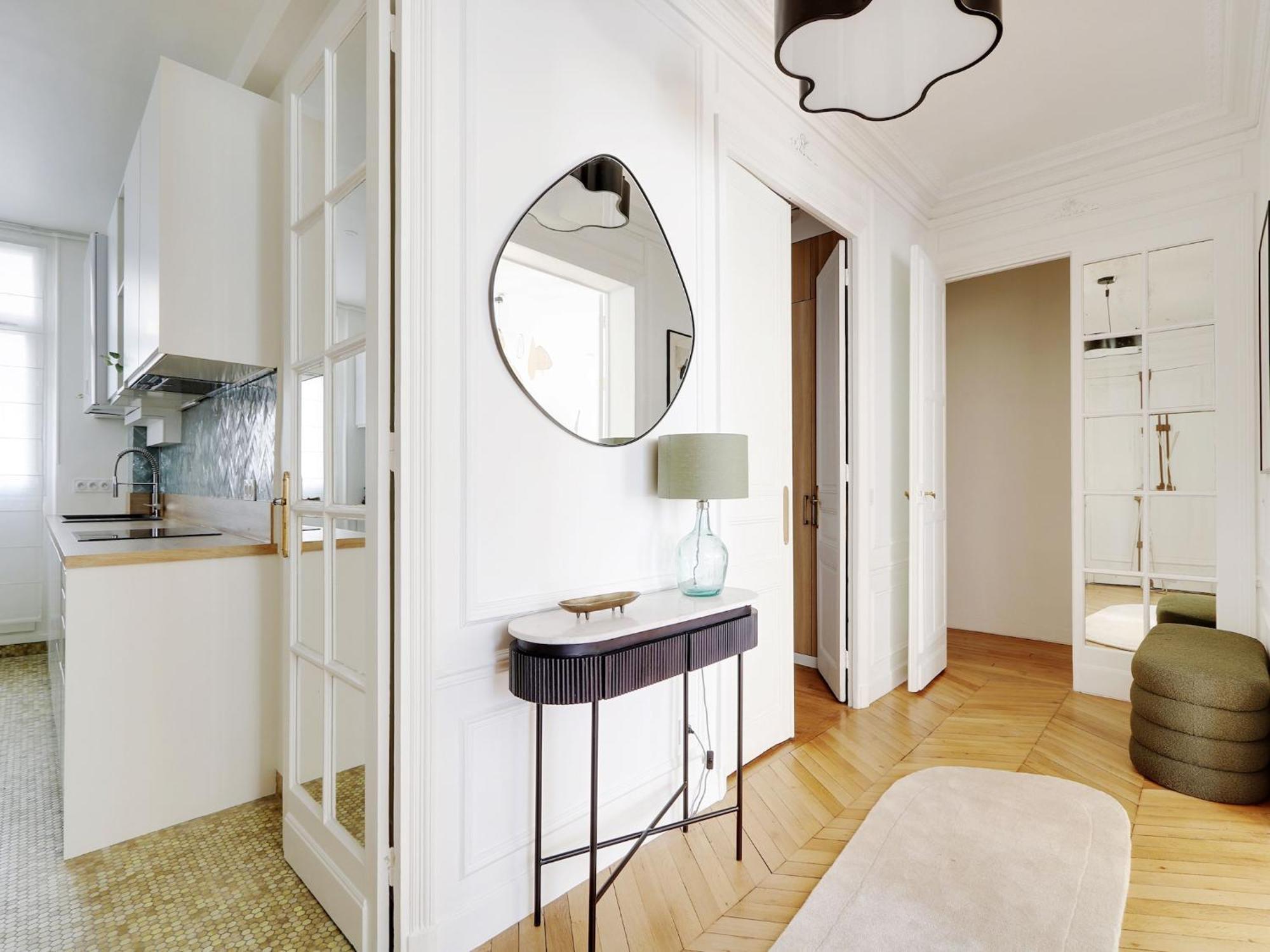 Chic & Spacious 2bdr 4p - Av Suffren Tour Eiffel * Parigi