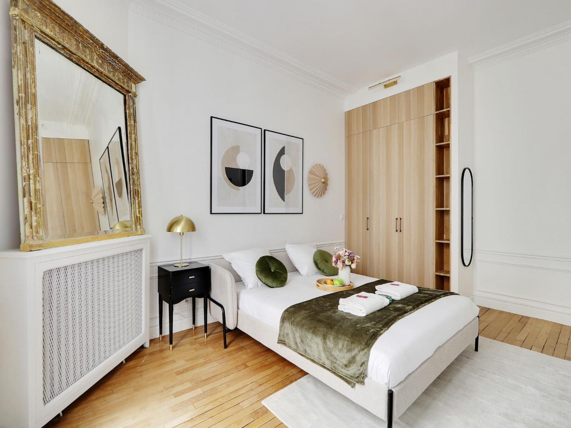 Chic & Spacious 2bdr 4p - Av Suffren Tour Eiffel