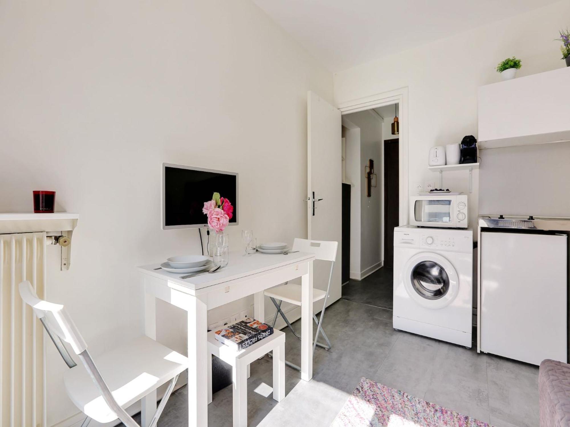 Casa vacanze Near Bassin De La - 2p Balcony *
