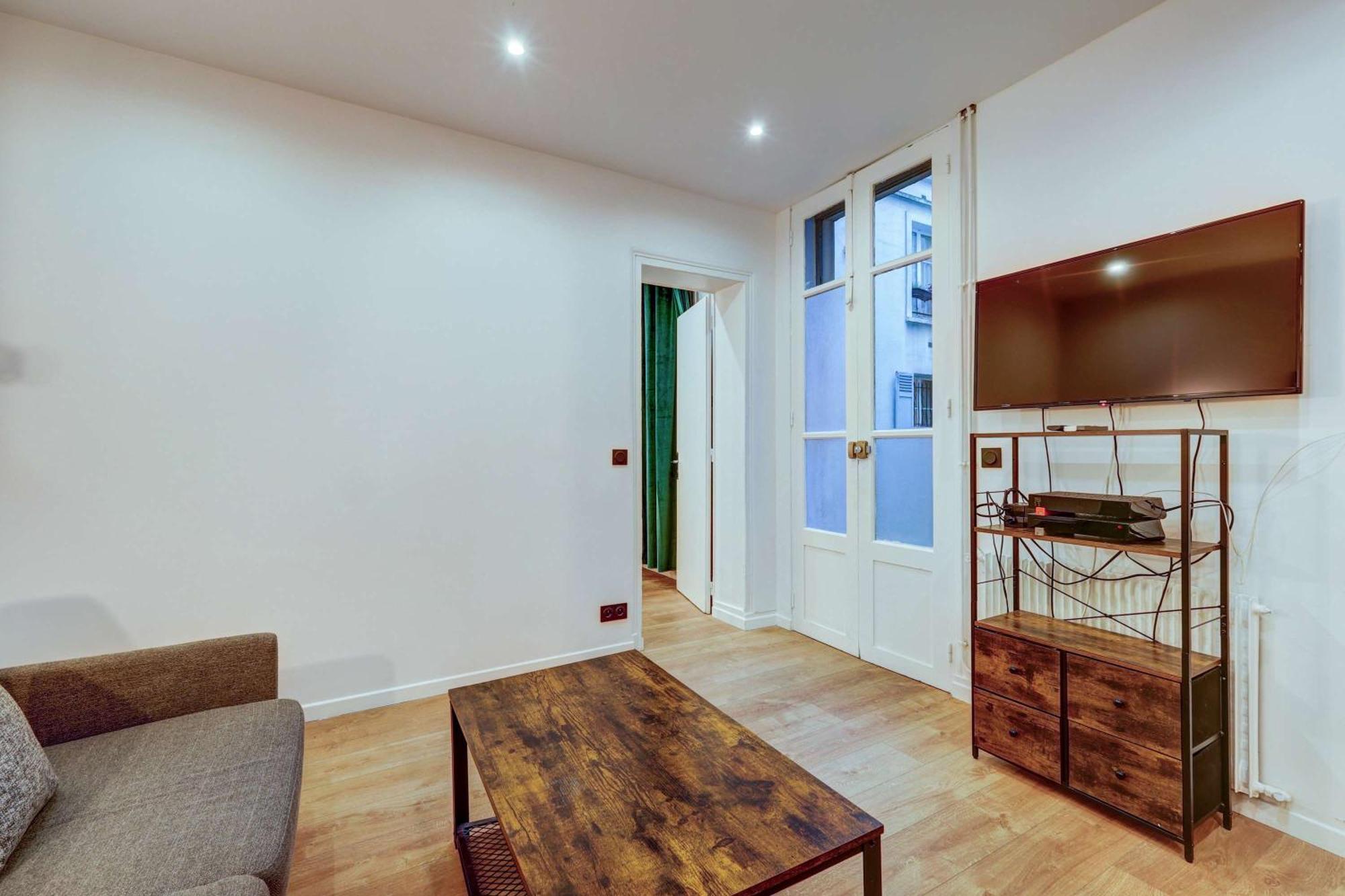 Cozy And Modern Next To Sacre-coeur Appartamento