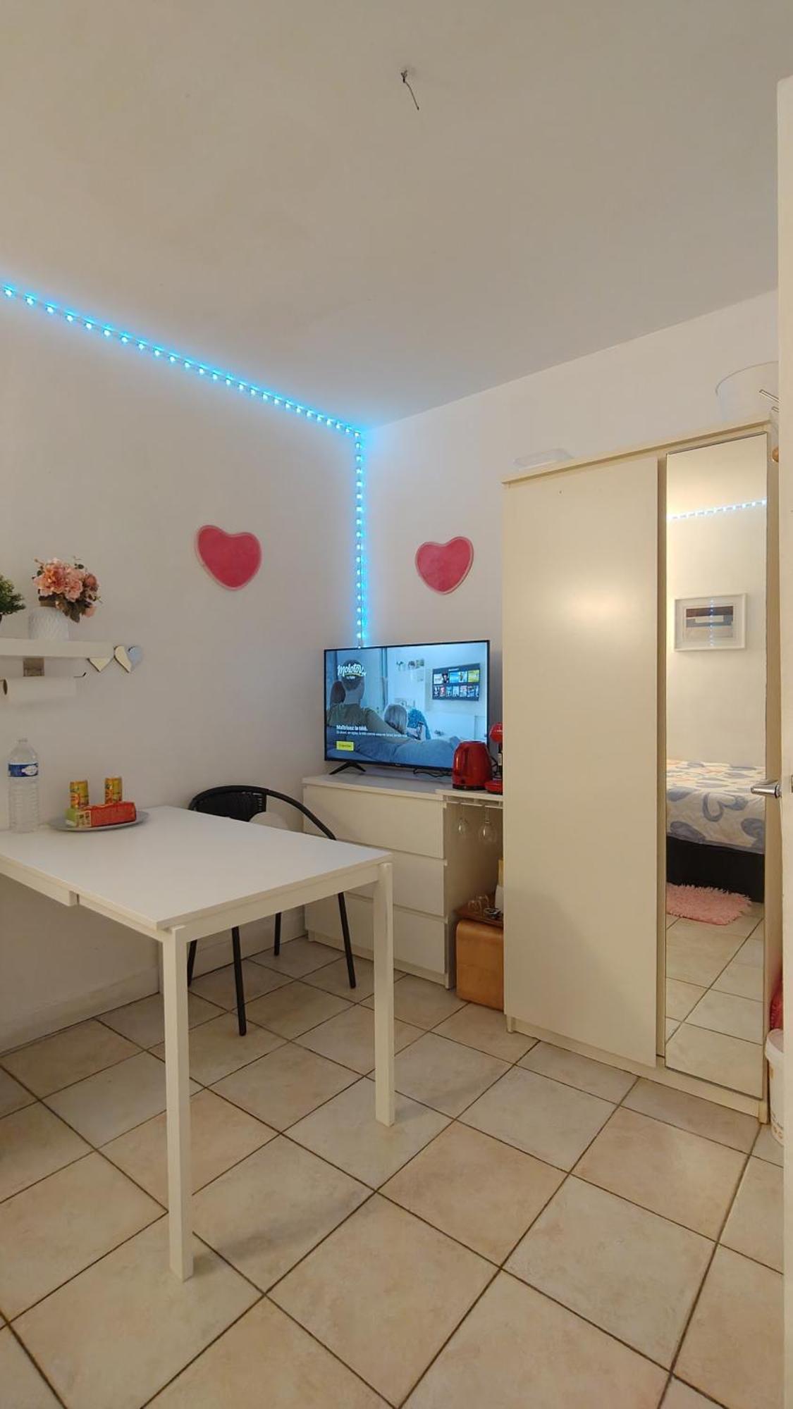 Appartamento Centre Villeopera, Gare St Lazare , Cozy *