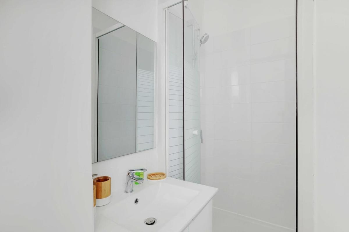 Cosy In Heart Of Batignolles Appartamento *