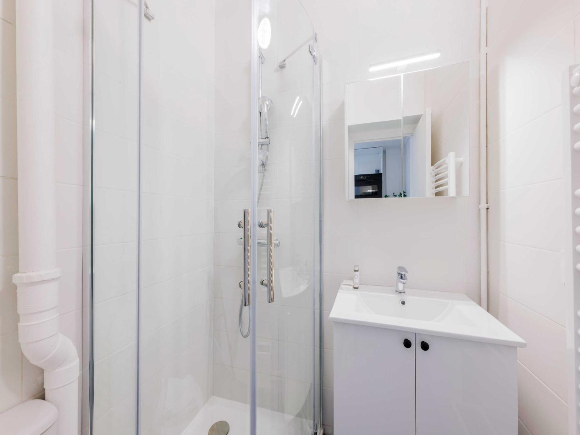 Charming For 2 People - Mobility Lease *