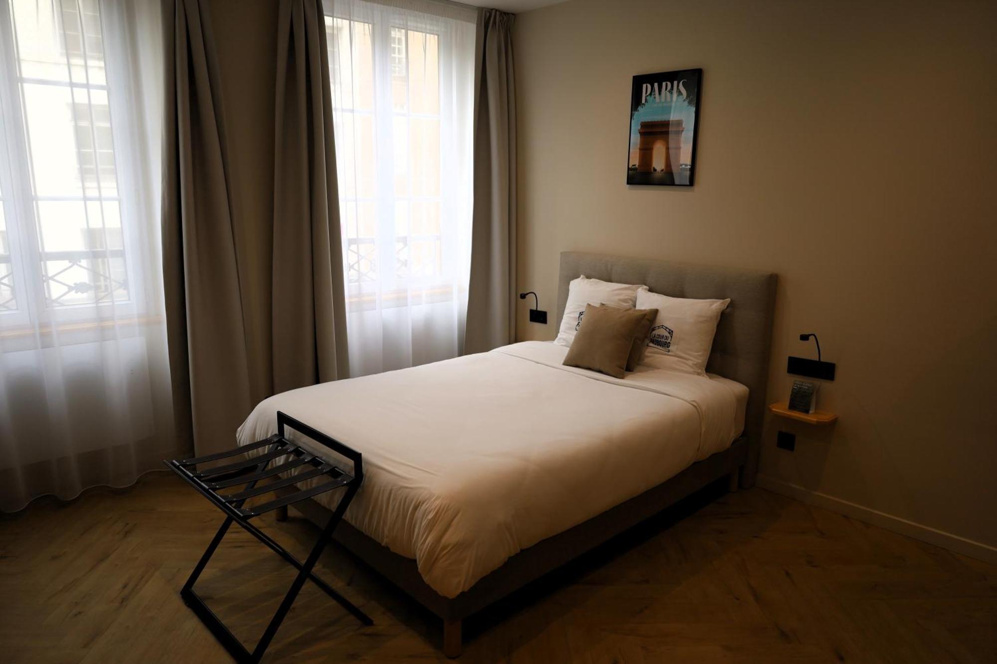 Les Du Faubourg Bed & Breakfast *