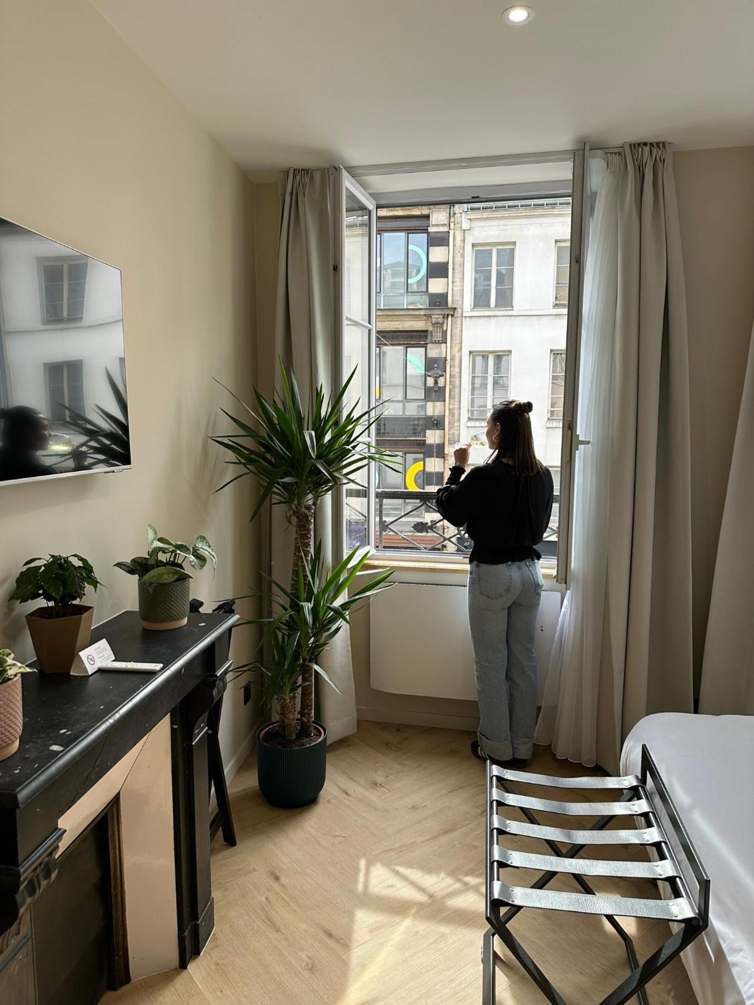 Les Du Faubourg Bed & Breakfast *