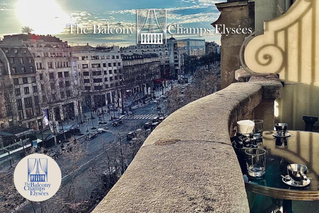 Balcony -view -champs Elysees