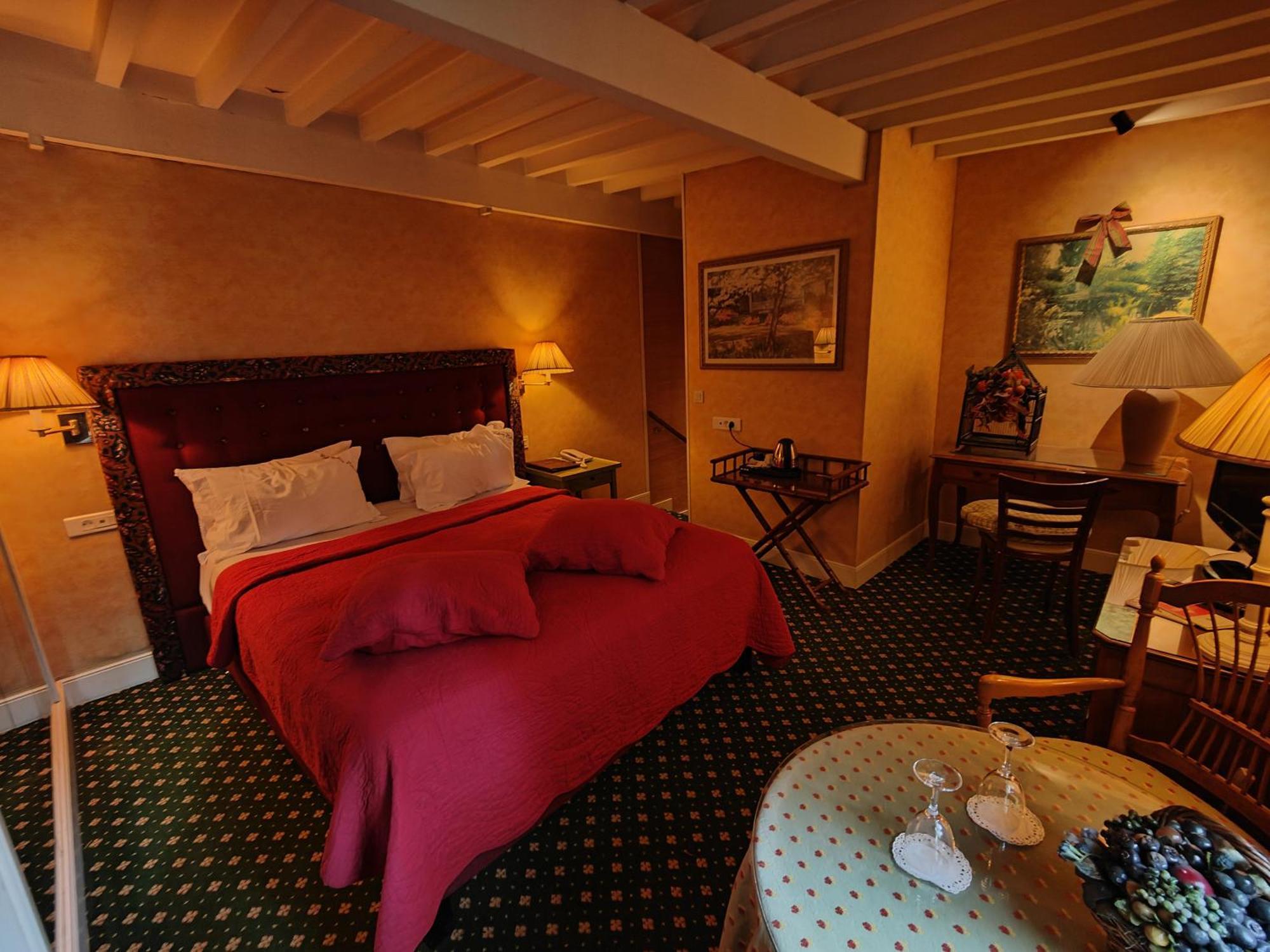 Le Relais Médicis Hotel Parigi