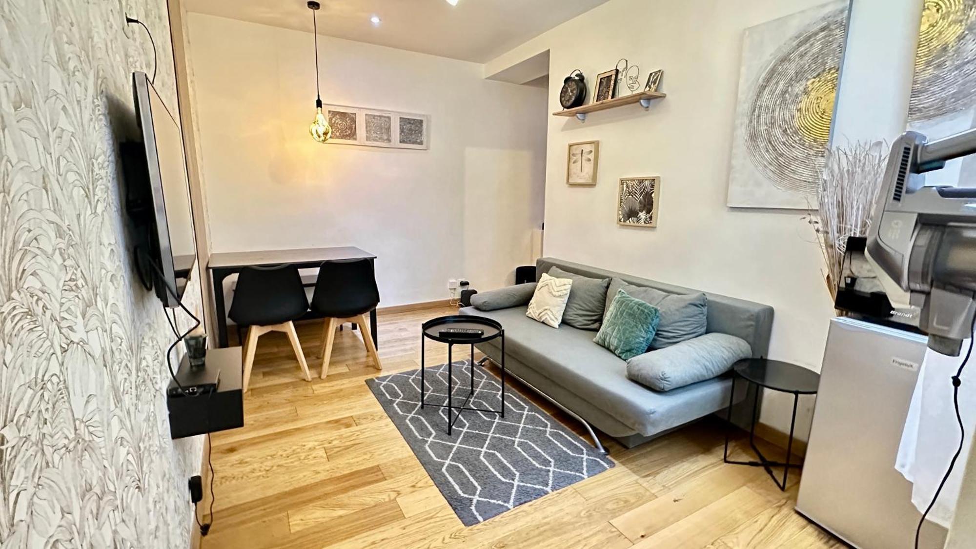 Amazing House Near To Saint Lazar And Lafayette! Appartamento