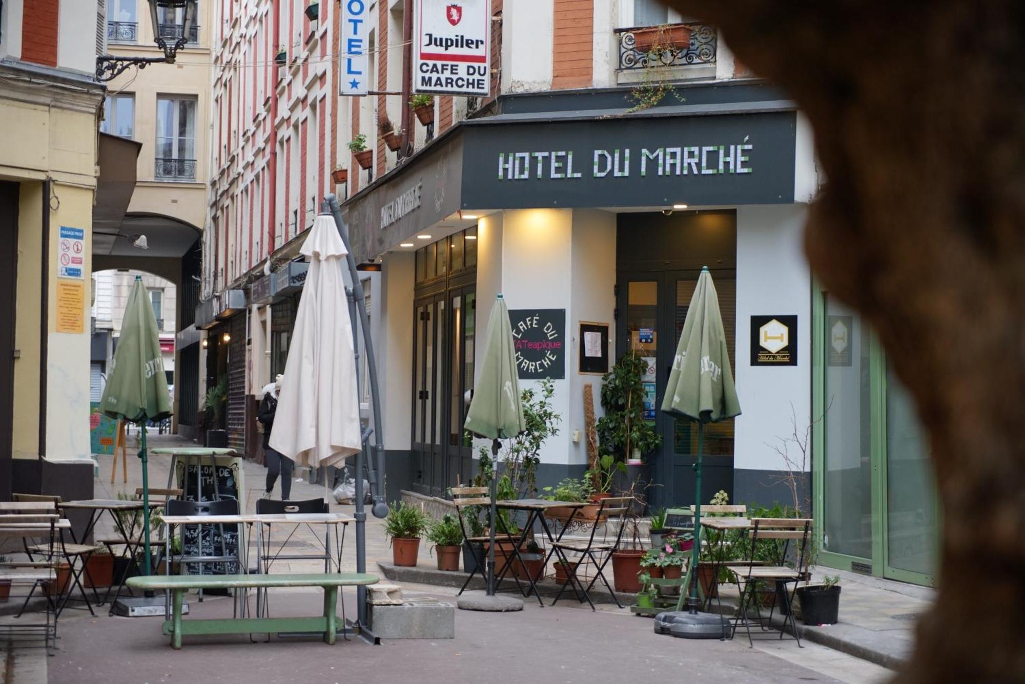 Du Marche * Parigi