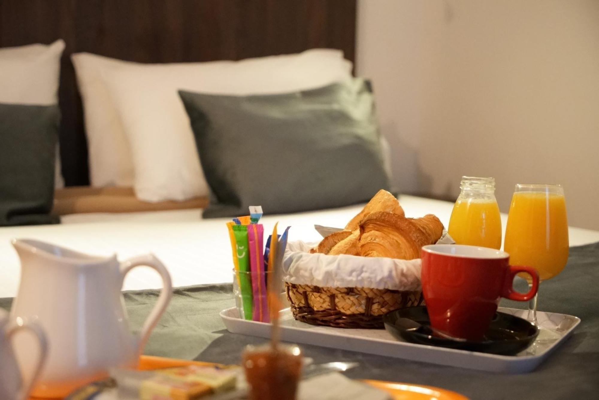 Du Marche Hotel *