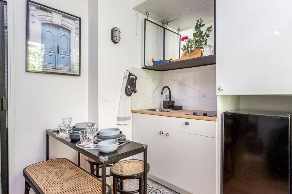 C Cozy Batignolles Apt, Metro Right At Your Doorstep Parigi