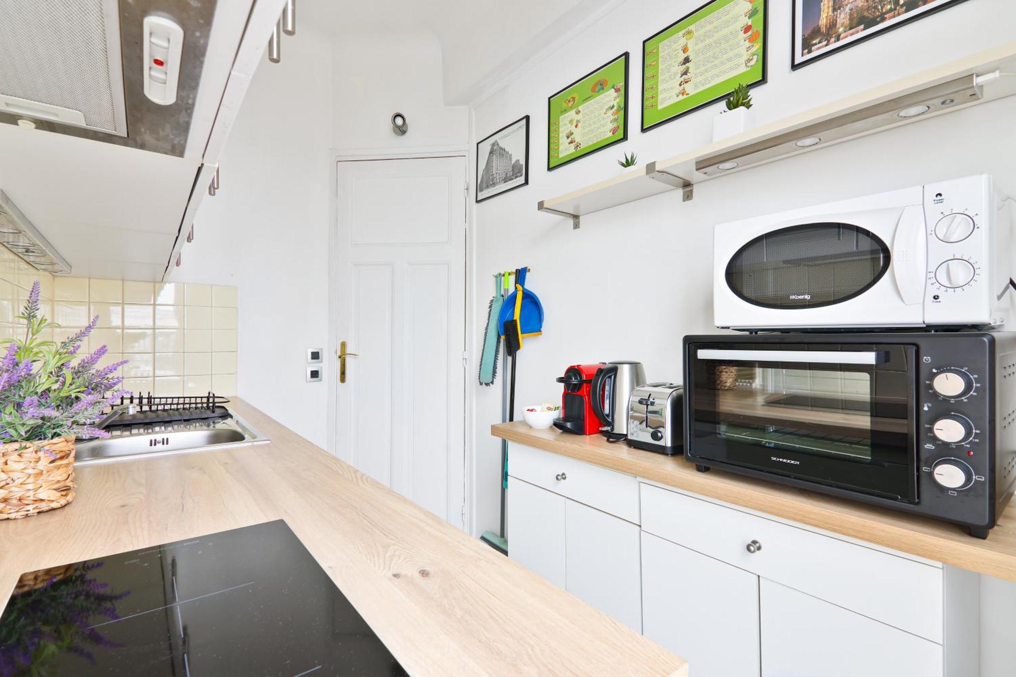 Elegant Quartier Les Marais Free Netflix