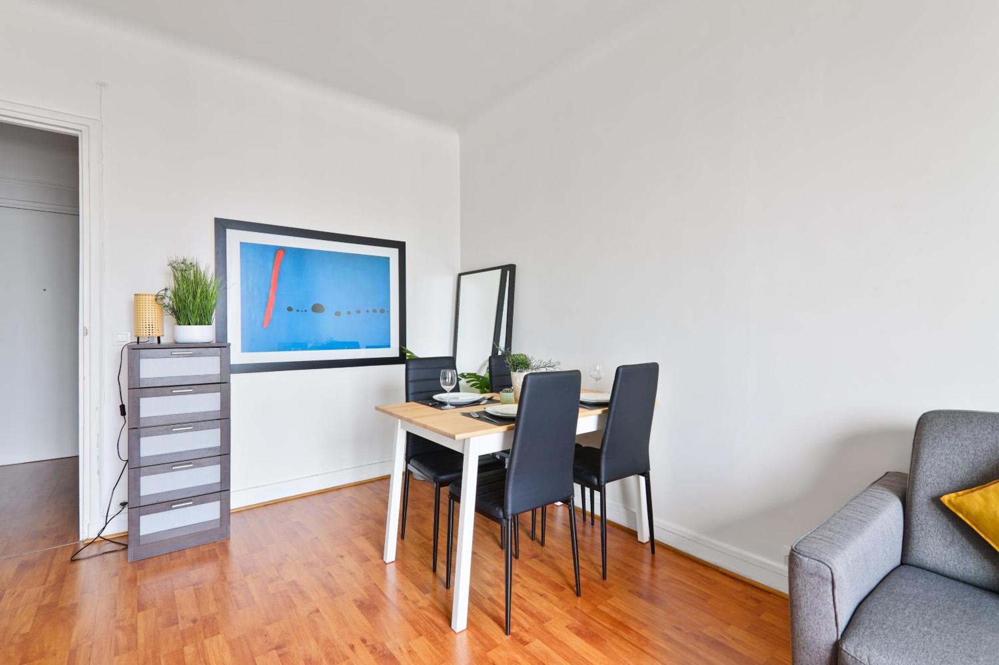 Elegant Quartier Les Marais Free Netflix Apartment