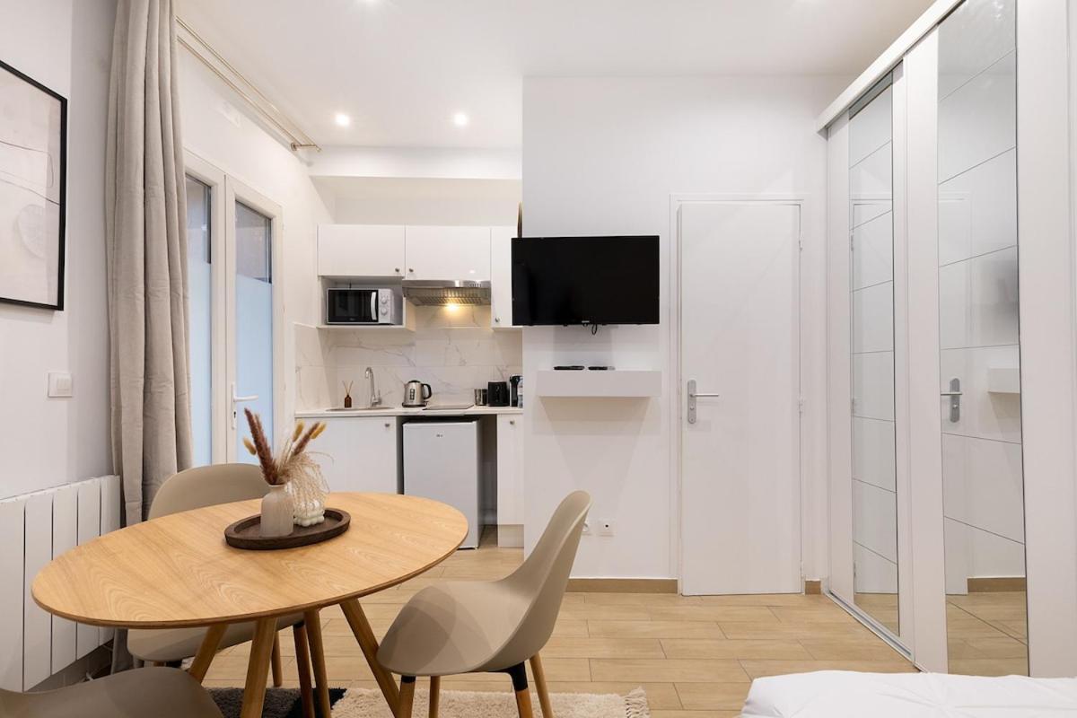 Lasuite Montbrun Apartment Paris