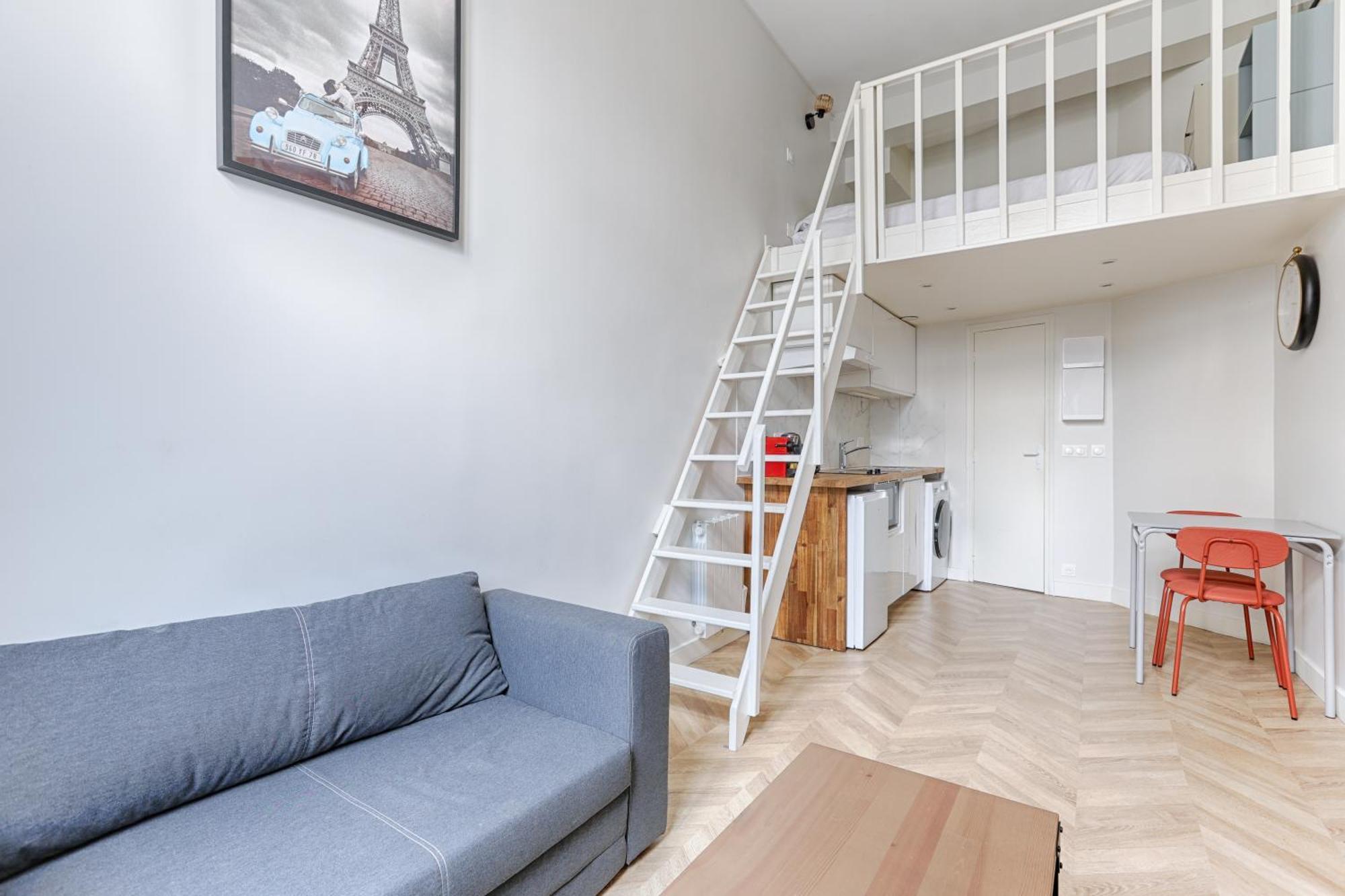Appartamento Loft De Charme An Coeur Des Batignolles