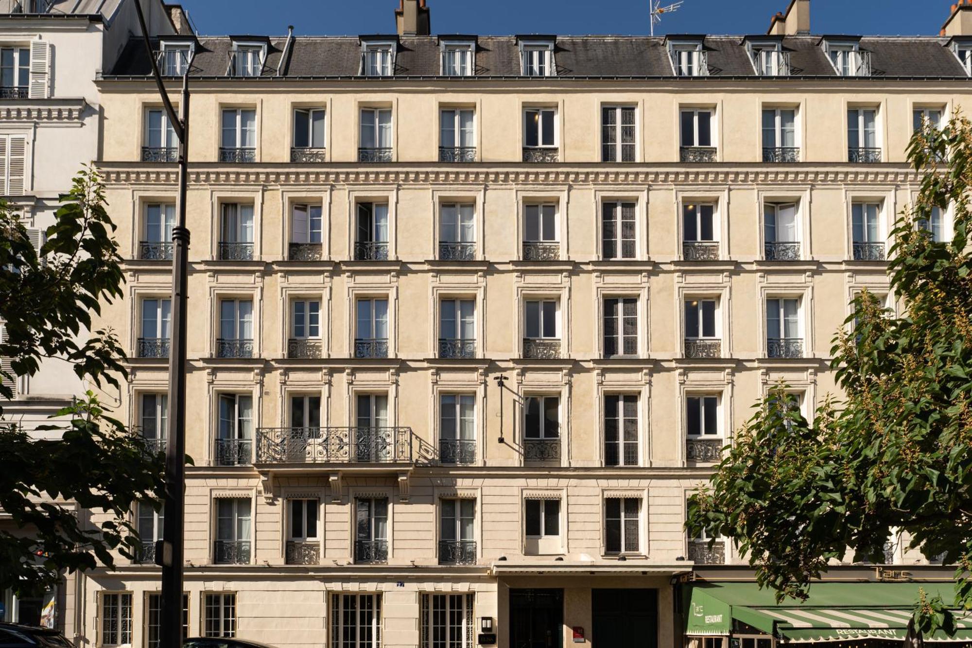 Elsa, Paris