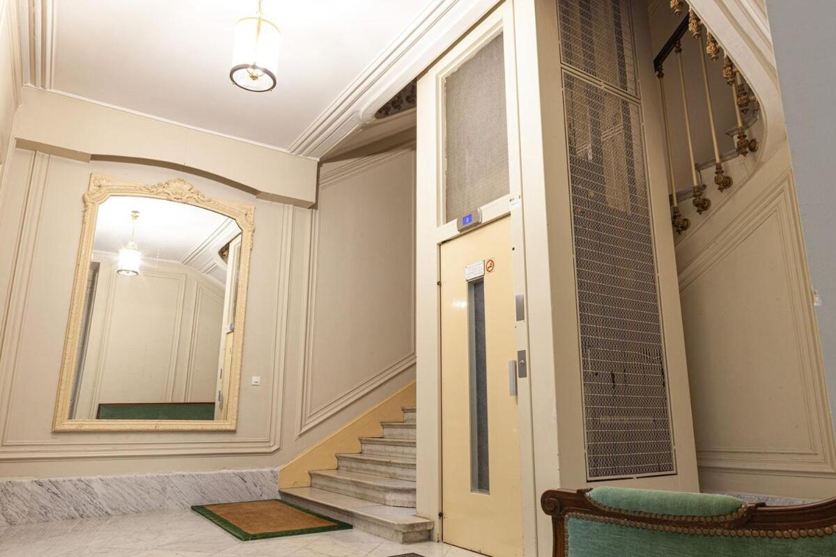 Champs Elysees - Av De Friedland Appartamento *
