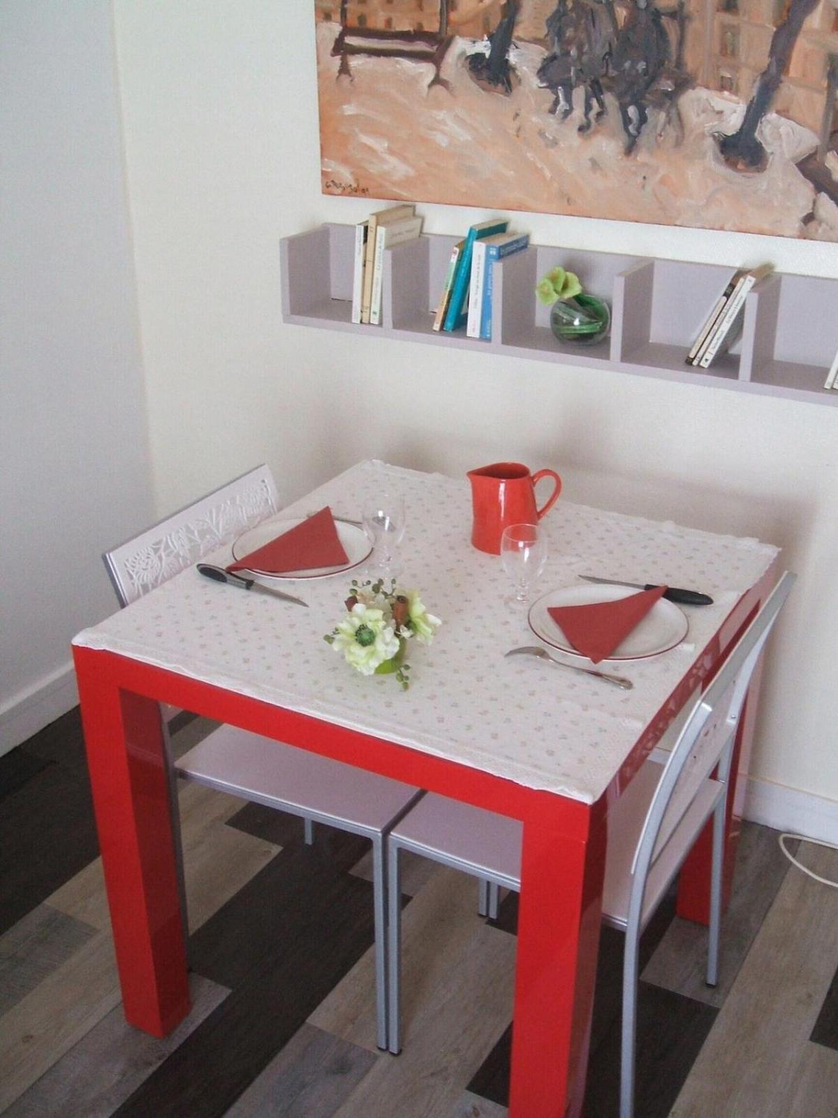 Quiet Apartment *