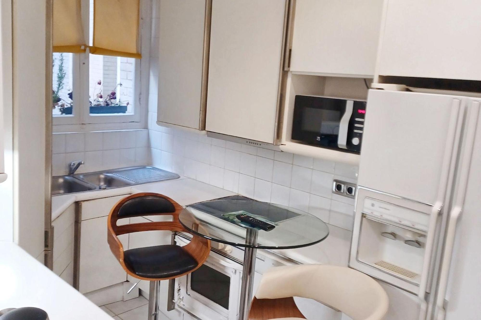 Cosy A Trocadero 60 M² Parkingel Appartamento