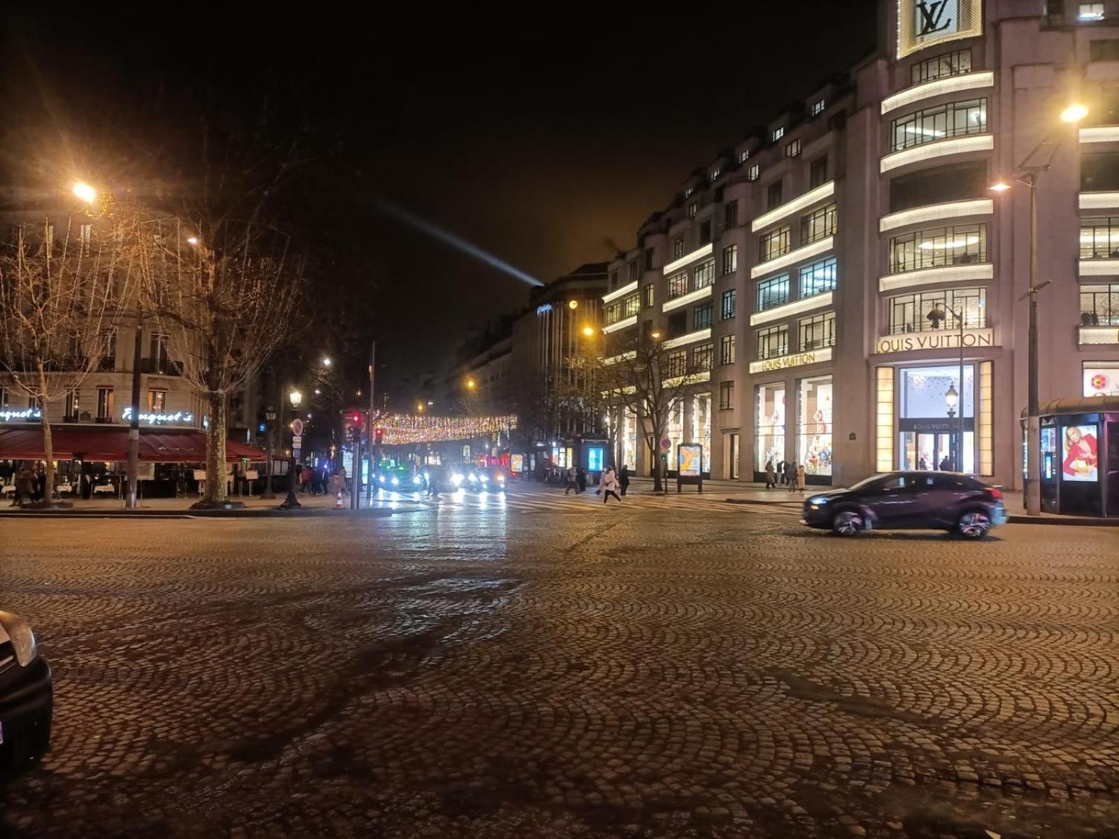 Fabulous F2 Champs-elysees Appartamento *