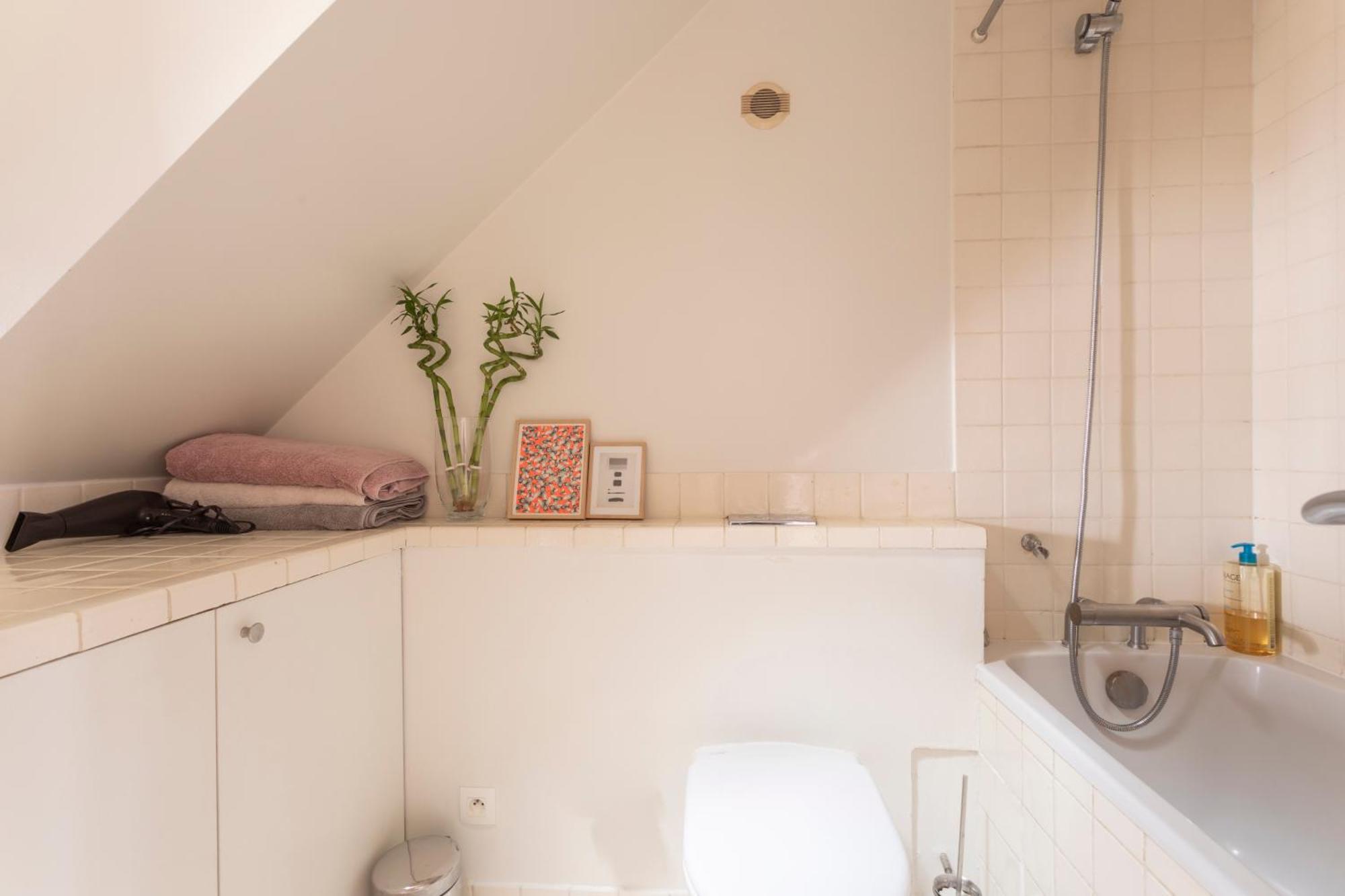 Notre-dame Stunning 2 Bedroom Air Conditioned Flat * Parigi