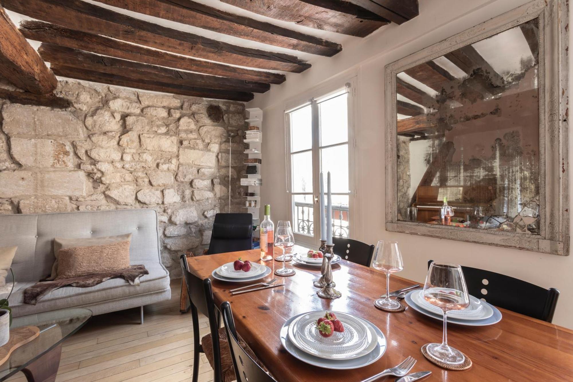 Appartamento Notre-dame Stunning 2 Bedroom Air Conditioned Flat *