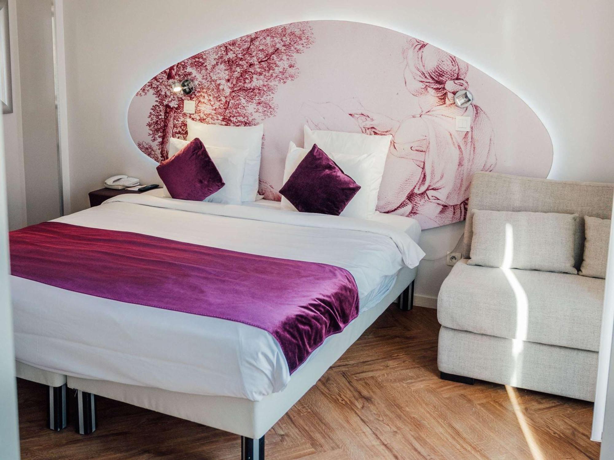 Mercure Bastille Marais 4*