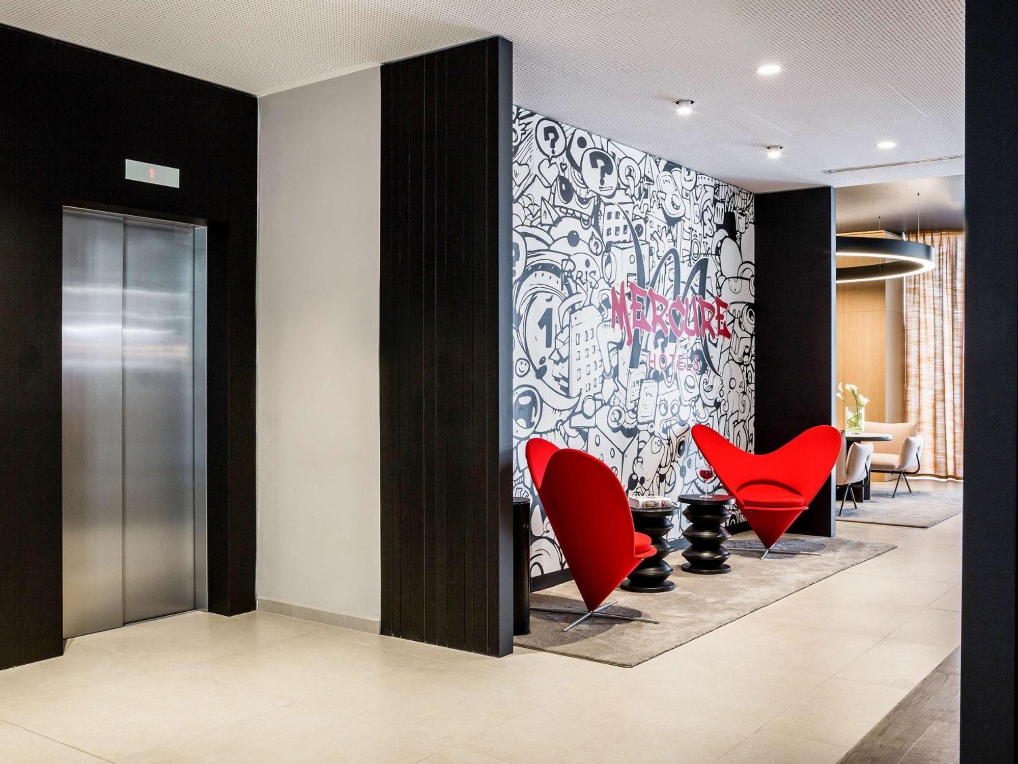 Mercure 17 Batignolles Hotel 4*