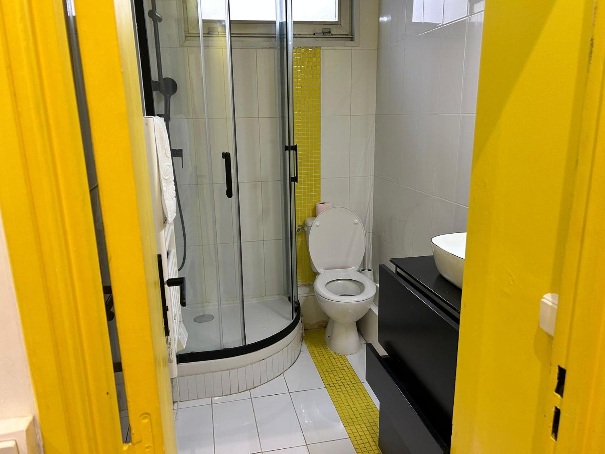 Moderne A Proximite De Batignolles Appartamento *