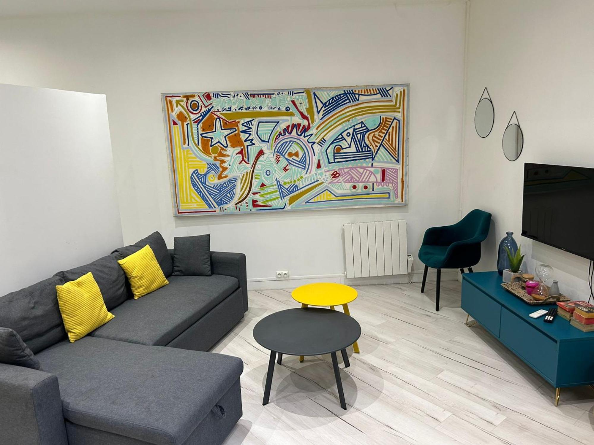 Moderne A Proximite De Batignolles * Parigi