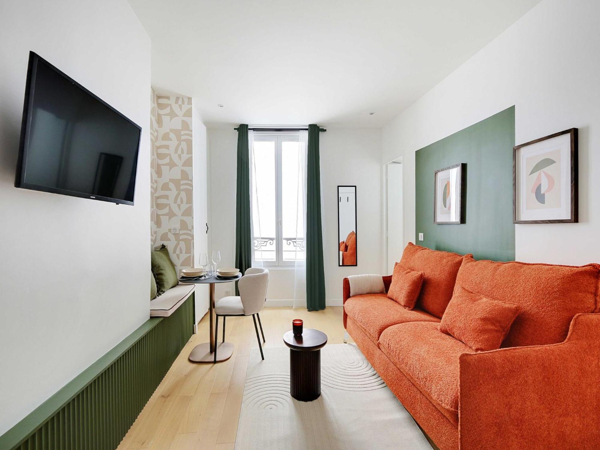Modern With Ac - 2p- Sacre-c Ur Apartment *