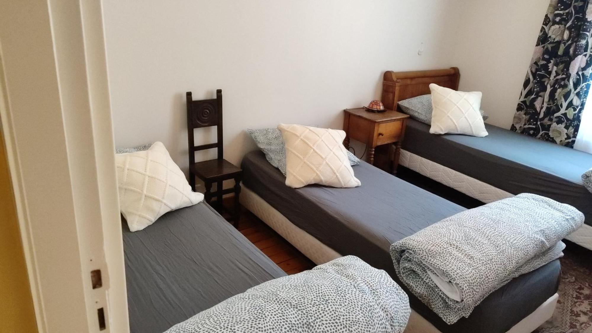 Authentic House 2 Maisons 1 Ideale Pour Groupes, Capacite 30 Personnes Parigi