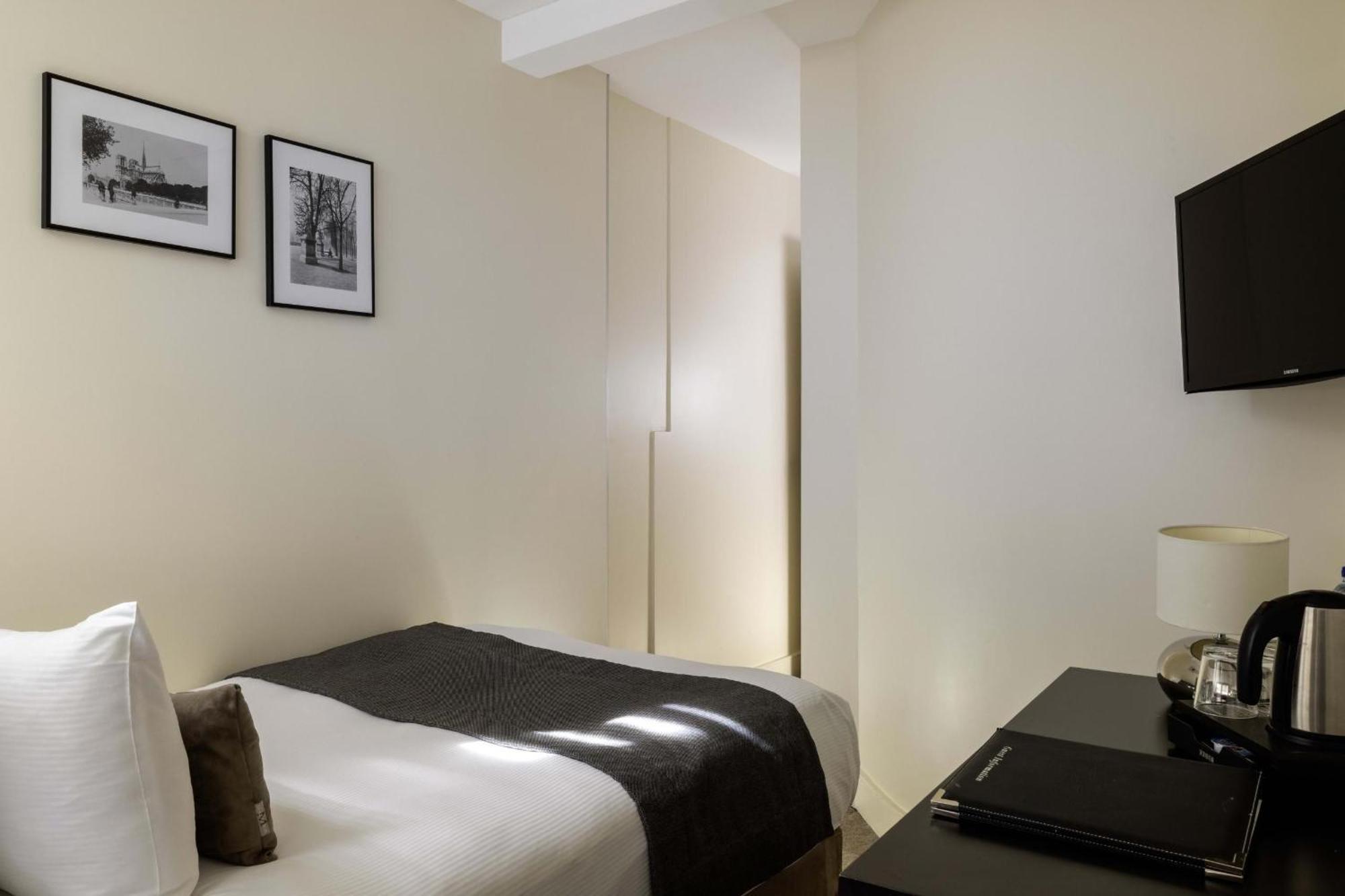 Elysées Bassano 4*