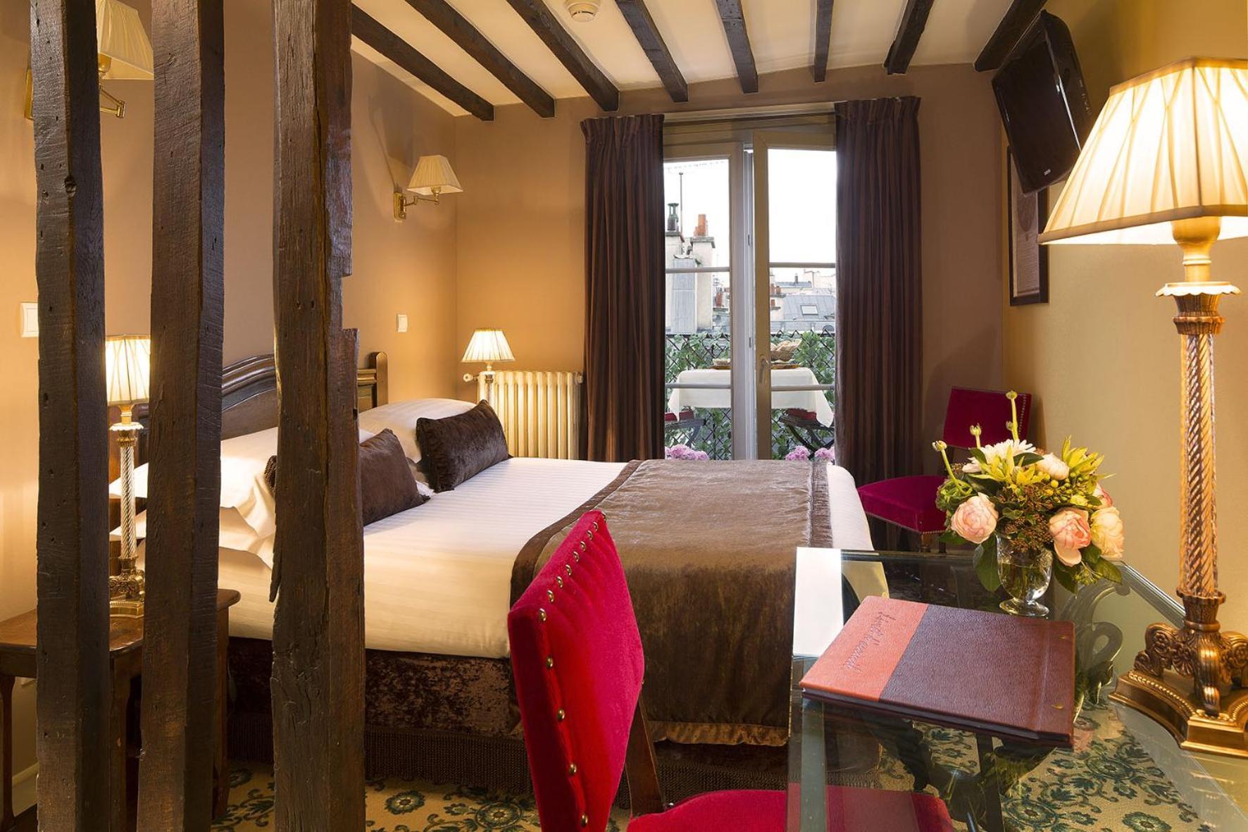 Des Deux Continents Hotel Paris