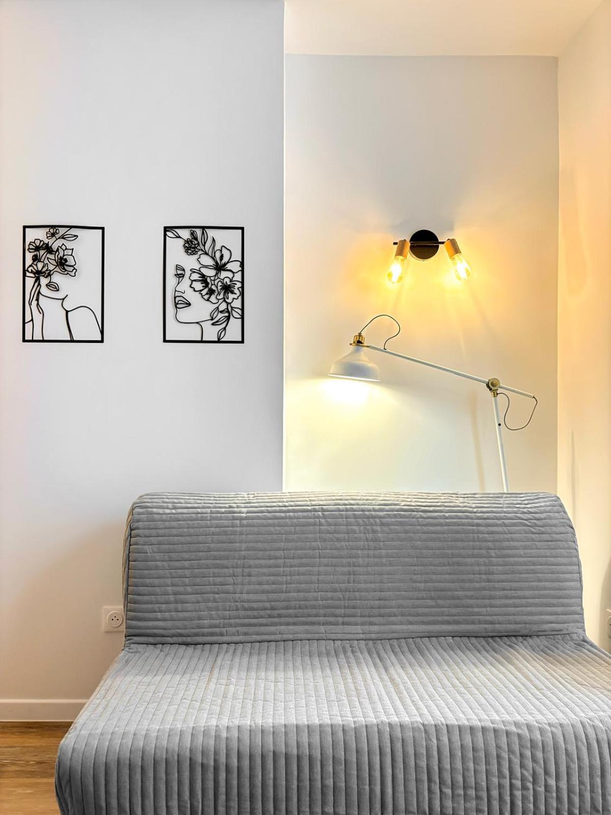 Nets - Voltaire Apartment *