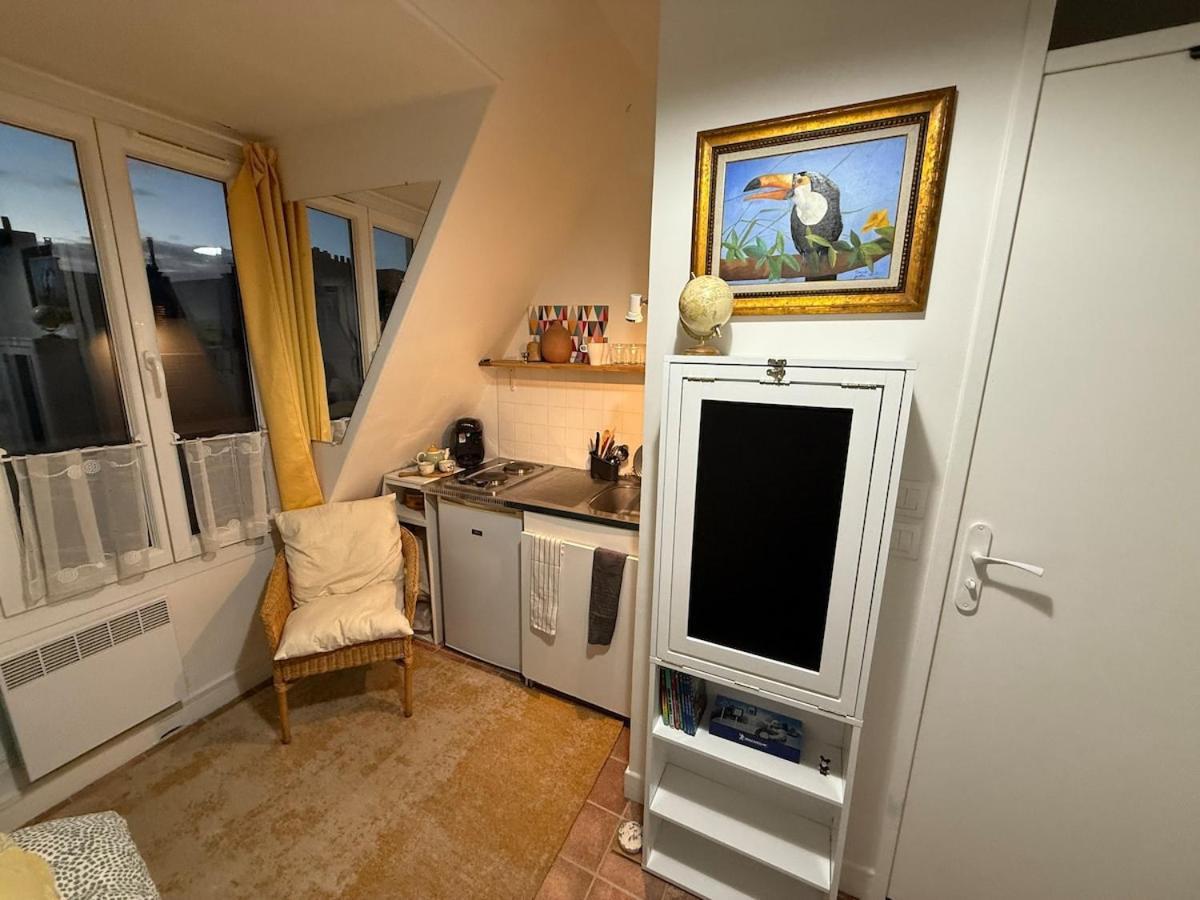 Appartamento With Eiffel Tower View Parigi